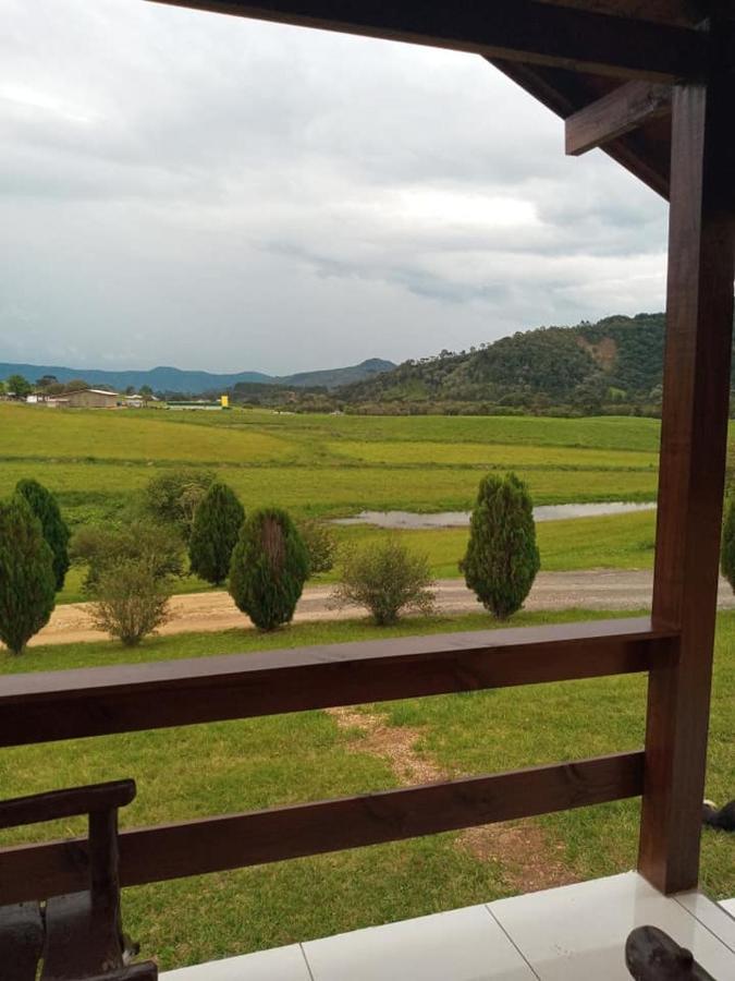 Cabana Caminho Das Borboletas Bom Retiro  Luaran gambar